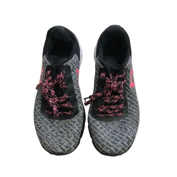 Under Armour 30248940016.5 Surge 3 Womens Size 6.5 Black  Under Armour Womens sneakers size 6.5